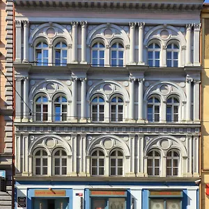 hotellátogatás